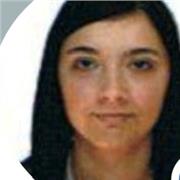 Profesora que imparte todas las materias de letras de todos los niveles educativos